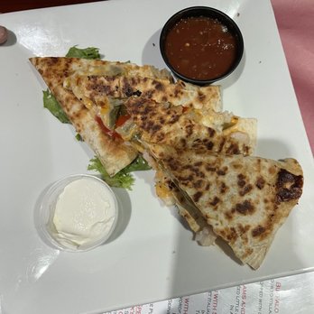 Blackjack Mulligans - Quesadillas - Irish Pub Near Me - Hawthorne, New Jersey
