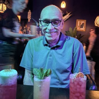 The Blue Palm - Jim about to enjoy his flight of drinks! - Tiki Bars Near Me - Kansas City, Kansas
