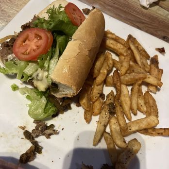 Pour Girls - Bars Near Me - Hampton, Virginia