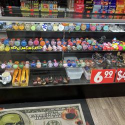 Glenoaks Smokes & Exotics