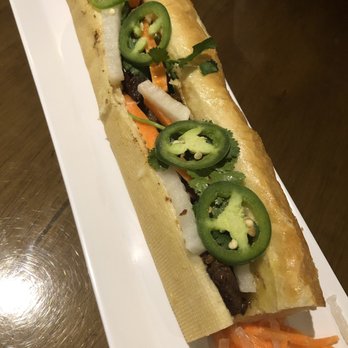 Fusion Restaurant & Bar - Bon mi - Vietnamese Near Me - Riverside, California