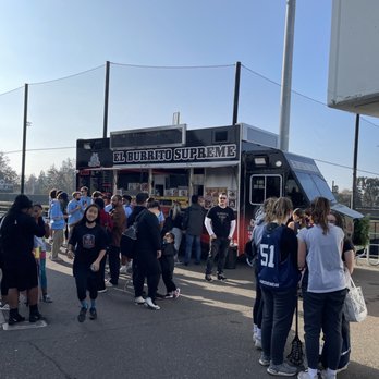 El Burrito Supreme - Food Trucks Near Me - Oakland, California El Burrito Supreme - Food Trucks Near Me - Oakland, California