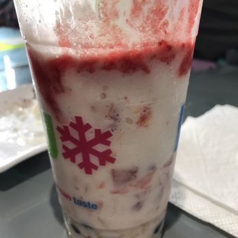 Nu Cafe - Coconut ice milk smoothie with fresh fruit bits and added boba - Ice Cream & Frozen Yogurt Near Me - Houston, Texas Nu Cafe - Coconut ice milk smoothie with fresh fruit bits and added boba - Ice Cream & Frozen Yogurt Near Me - Houston, Texas