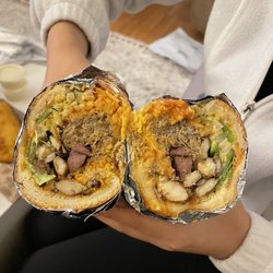 Don Tequeño y Doña Arepa - Mixed Pepito
