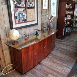 Credenza Credenza