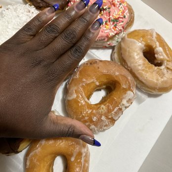 Jeff's Donuts - Hand to donut ratio - Donuts Near Me - Louisville, Kentucky