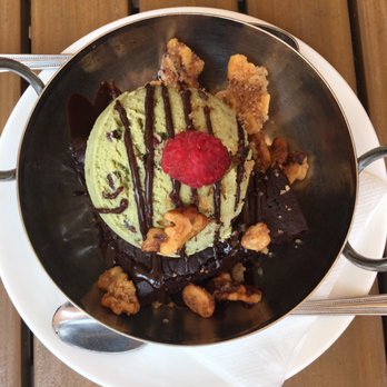 Farmer's Table - Brownie Sundae with Thin Mint Ice Cream - Desserts Near Me - Boca Raton, Florida