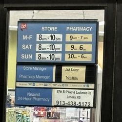 Walgreens - Front of store