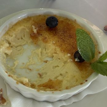 Lara’s Fine Dining - Crème brûlée - Italian Near Me - Richmond, California