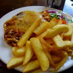 Caffi Deiniol - Lasange & Chips @ Caffi Deiniol