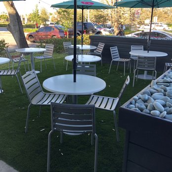 Fresh Kitchen - Outside seating - New American Near Me - Davie, Florida
