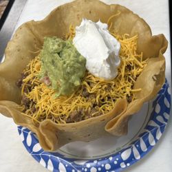Desert Sky On The Fly - Taco salad with guacamole and sour cream