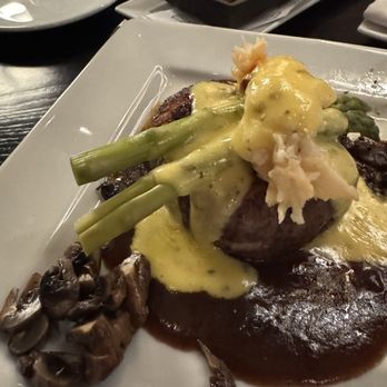 Hyde Park Prime Steakhouse - Steakhouses Near Me - Indianapolis, Indiana