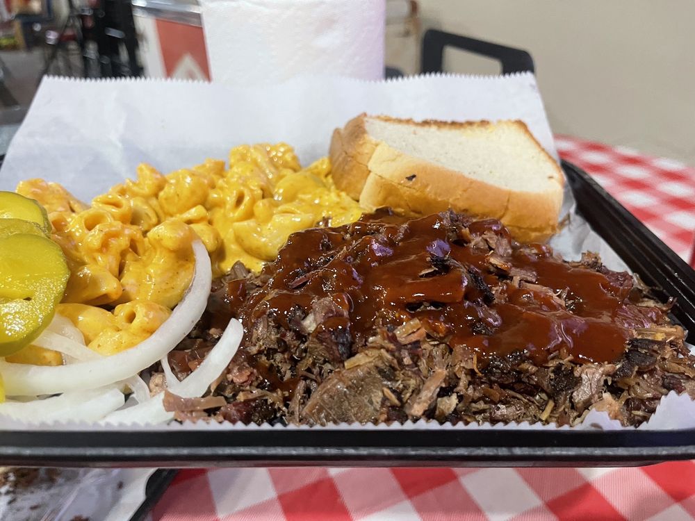 The Garrison BBQ Spot Logo