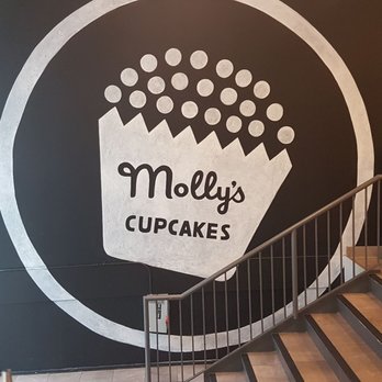 Molly's Cupcakes - The entrance @ Molly's Cupcakes - Cupcakes Near Me - Chicago, Illinois Molly's Cupcakes - The entrance @ Molly's Cupcakes - Cupcakes Near Me - Chicago, Illinois