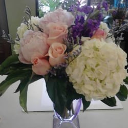 Llanes Flower Shop
