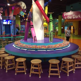 Crayola Experience - Getting colorful at Orlando's Crayola Experience - Amusement Parks Near Me - Orlando, Florida Crayola Experience - Getting colorful at Orlando's Crayola Experience - Amusement Parks Near Me - Orlando, Florida