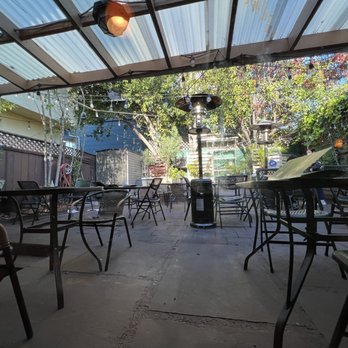 Barcote Ethiopian Restaurant - Patio - Ethiopian Near Me - Oakland, California