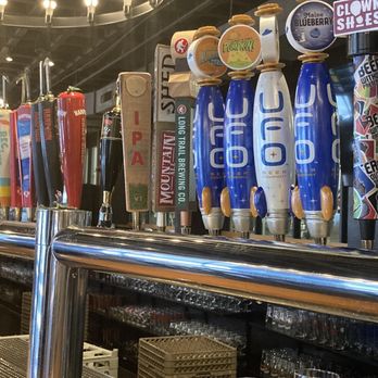 Harpoon Brewery - Taps - Breweries Near Me - Boston, Massachusetts