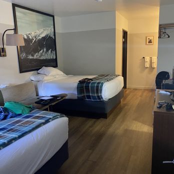 Loyal Duke Lodge - Hotels Near Me - Salida, Colorado Loyal Duke Lodge - Hotels Near Me - Salida, Colorado