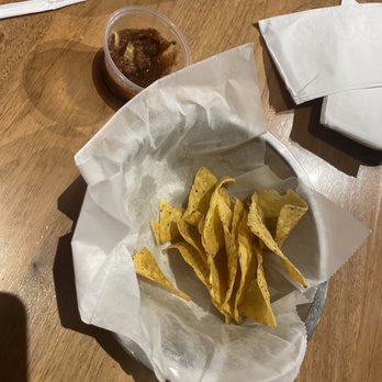 Casa Margarita - a bowl of chips and a bowl of salsa - Mexican Near Me - Hinsdale, Illinois Casa Margarita - a bowl of chips and a bowl of salsa - Mexican Near Me - Hinsdale, Illinois