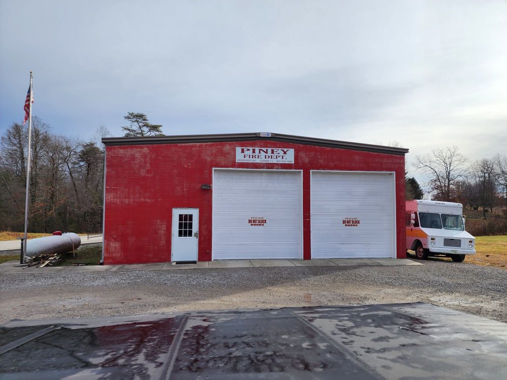 PINEY FIRE DEPARTMENT 5368 Old Tennessee 111, Spencer, Tennessee