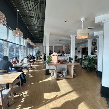 The Table - spacious and cozy dining - Cafes Near Me - Harrisburg, Pennsylvania The Table - spacious and cozy dining - Cafes Near Me - Harrisburg, Pennsylvania