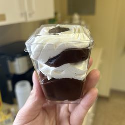 Milanes Mobile - Our brownie dessert cup