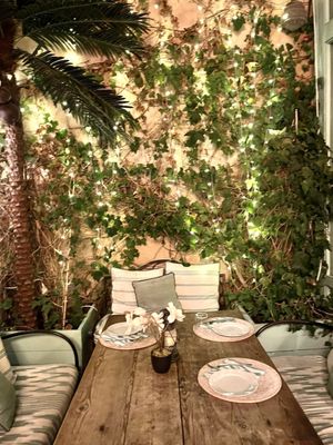Cassai Gran — Cafè i restaurant by null