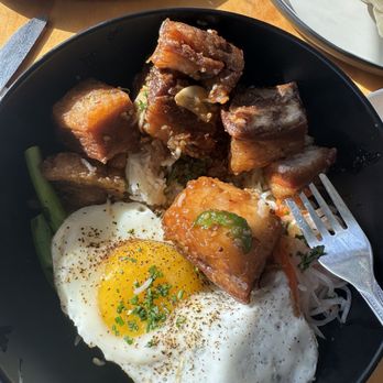 Toast Kitchen & Bakery - Pork Belly bowl - Breakfast & Brunch Near Me - Tustin, California Toast Kitchen & Bakery - Pork Belly bowl - Breakfast & Brunch Near Me - Tustin, California