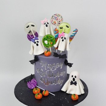 Vegan Art by Indira - a cake decorated with halloween decorations - Bakeries Near Me - Miami, Florida Vegan Art by Indira - a cake decorated with halloween decorations - Bakeries Near Me - Miami, Florida