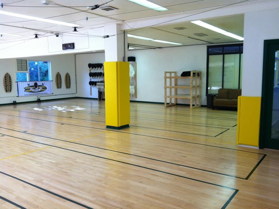 Encinitas Fencing Academy Logo
