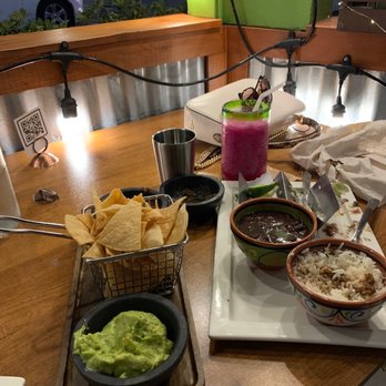 Margaritas - Chips and Guacamole with dragon fruit frozen margarita! - Mexican Near Me - Honolulu, Hawaii