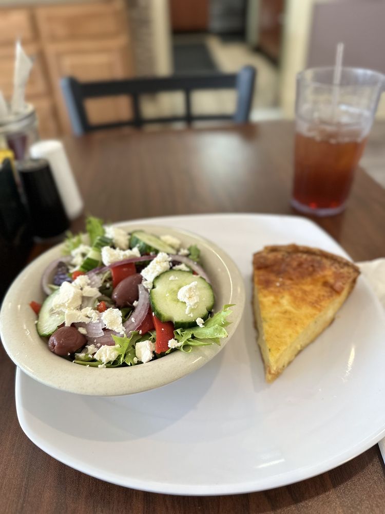 Food from Cafe the Lodge