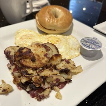Keke's Breakfast Cafe - Two eggs, Home Fries, bagel - Breakfast & Brunch Near Me - Lakeland, Florida