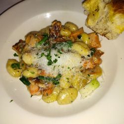 Sorella - Sorella's Hwy 45 Eagle River WI - pasta Italian cuisine
