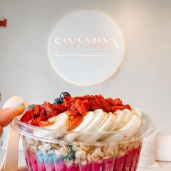 Sana Mana - Acai, spirulina and pitaya