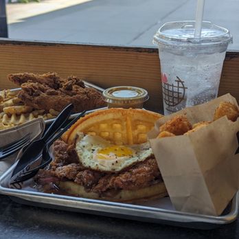 Bruxie - Breakfast & Brunch Near Me - Santa Monica, California Bruxie - Breakfast & Brunch Near Me - Santa Monica, California