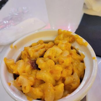 Harolds Chicken & Bar - Mac n cheese was pretty good. - Bars Near Me - Los Angeles, California Harolds Chicken & Bar - Mac n cheese was pretty good. - Bars Near Me - Los Angeles, California