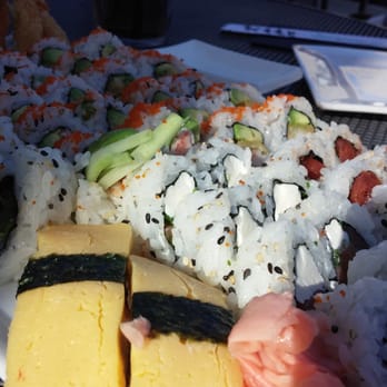 Cafe Mochi - Sushi Bars Near Me - St Louis, Missouri
