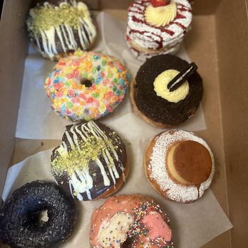 Friendly Donuts - Donuts Near Me - Orange, California Friendly Donuts - Donuts Near Me - Orange, California