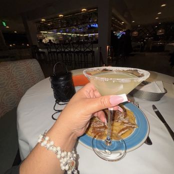 Bella Rosa - Lemon Drop with Penne Vodka chicken - Wine Bars Near Me - Parsippany, New Jersey