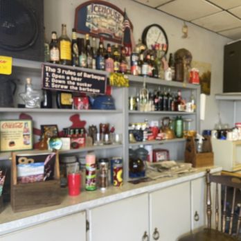Wagon Wheel BBQ - Antique collection - Barbeque Near Me - Ozona, Texas