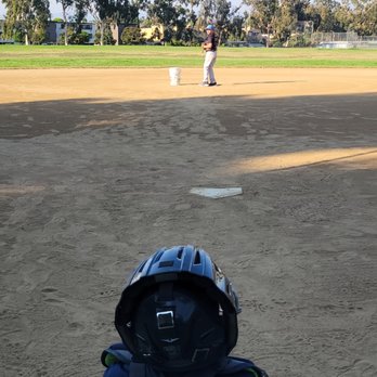 Diamond Hands Baseball - Baseball Fields Near Me - Sherman Oaks, California Diamond Hands Baseball - Baseball Fields Near Me - Sherman Oaks, California