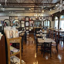 Nadler's Bakery & Deli - Inside seating