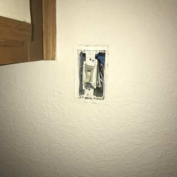 Rumfield Electric - an electrical outlet in a wall - General Contractors Near Me Rumfield Electric - an electrical outlet in a wall - General Contractors Near Me