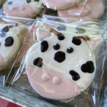 Sugar Coma Treats - Cow - Bakeries Near Me - Omaha, Nebraska