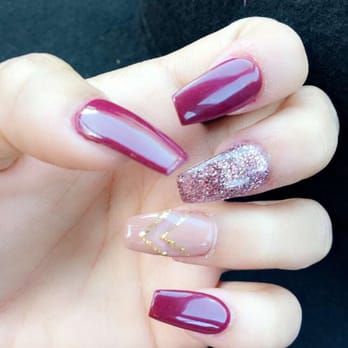 Crystal's Nails & Spa - Nail Salons Near Me - Lakeside, California