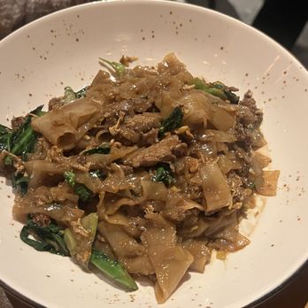 Up Thai - Pad See Ew - Thai Near Me - New York, New York