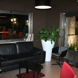 Pizzeria La Reitana - La sala d'attesa. Immagine tratta dal sito web de La Reitana
